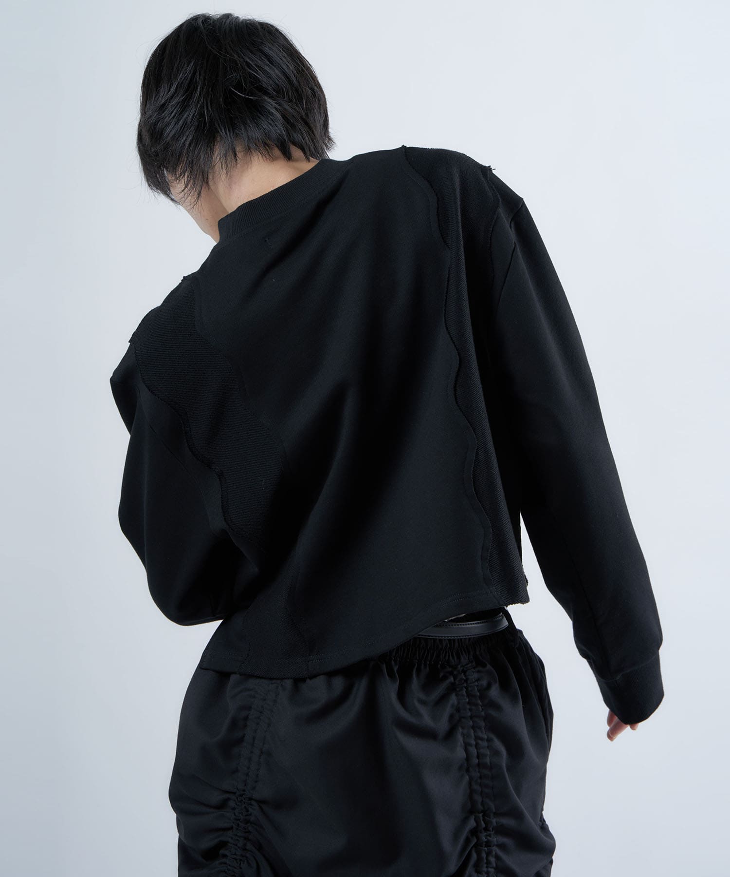 Ivy line switching pullover