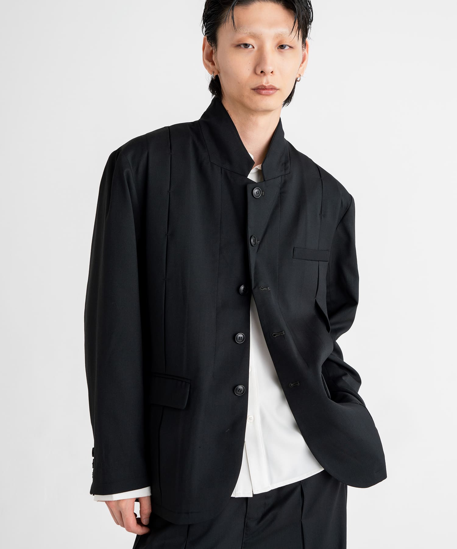 bar tuck design jacket